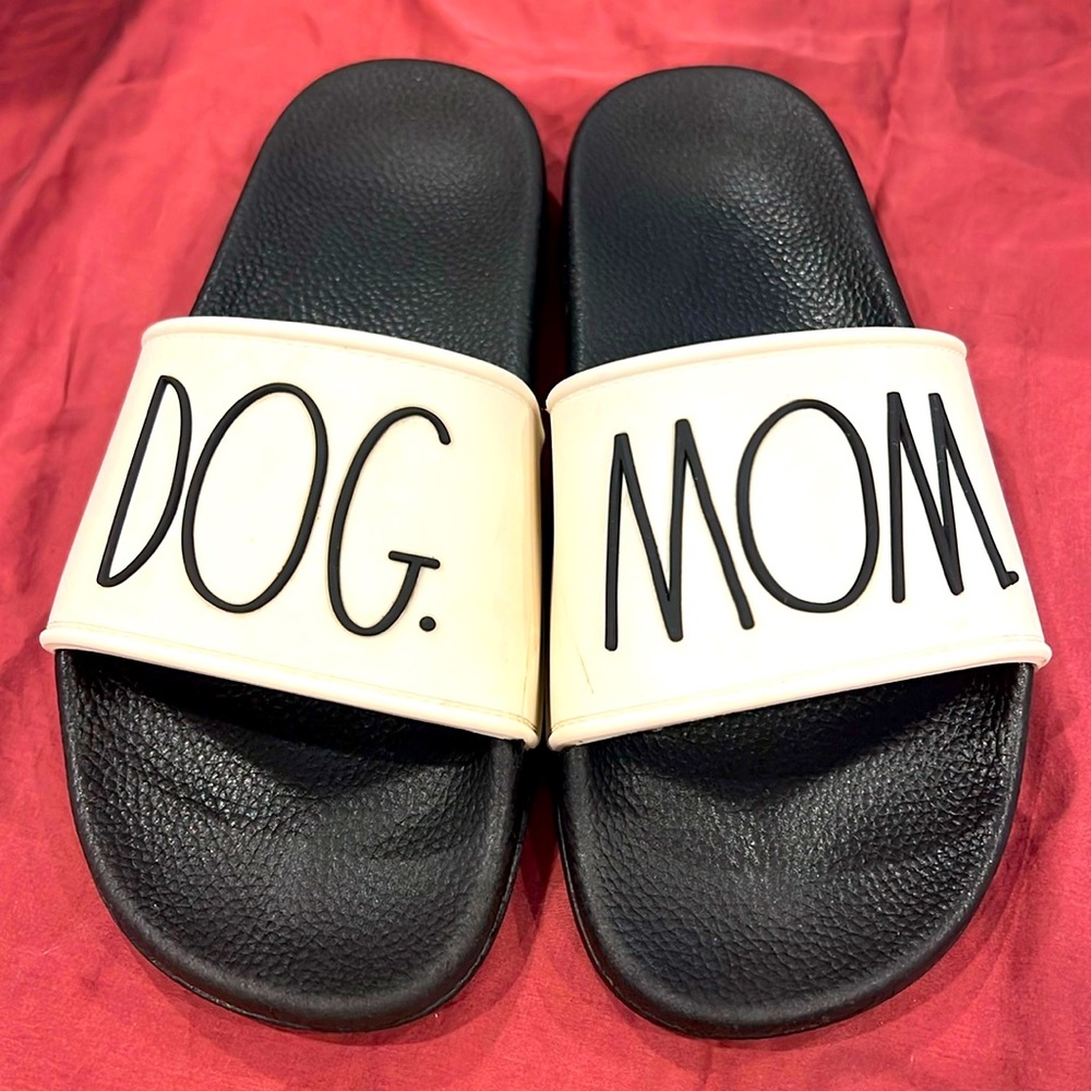 Rae Dunn Size 8 Dog Mom Slip On Sandals